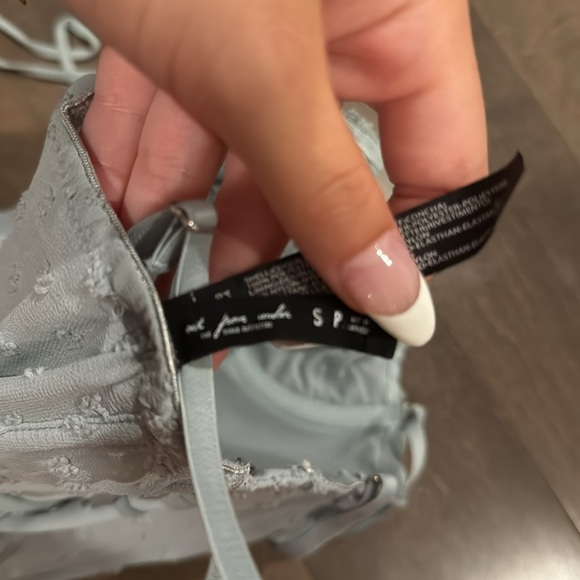 urban outfitters out from under corset - Picture 3 of 3